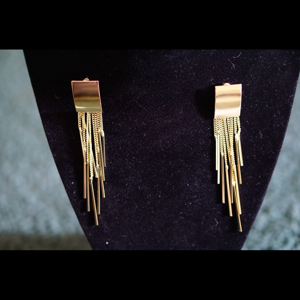 Earring